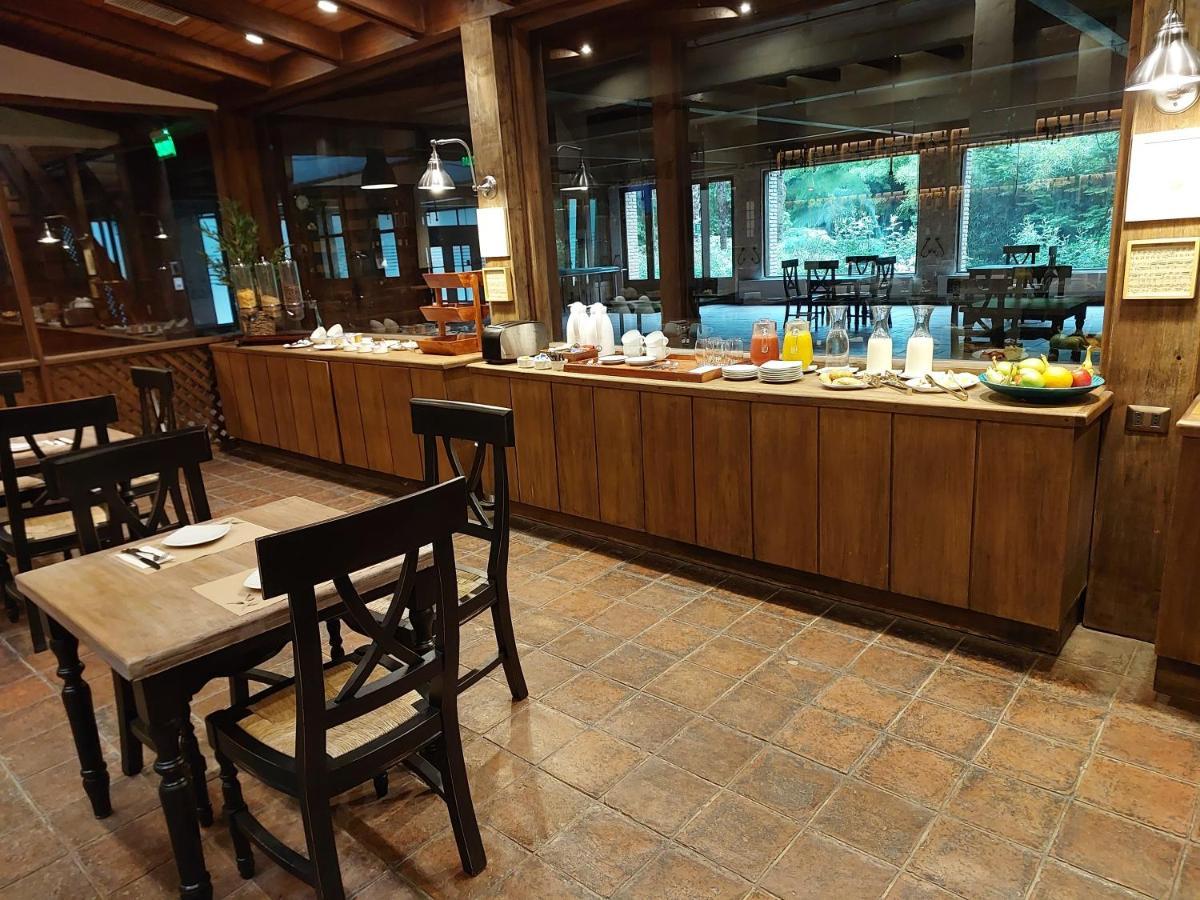 Hotel Villa El Descanso 쿠리코 외부 사진
